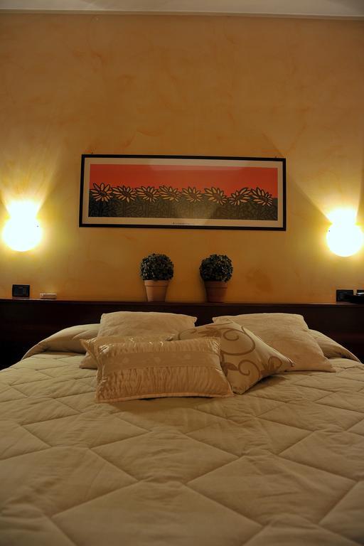 Hotel Parco Castelvetro Piacentino Rom bilde