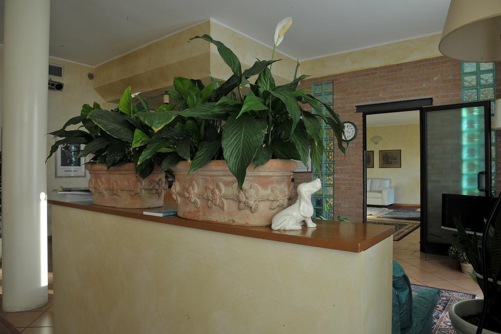 Hotel Parco Castelvetro Piacentino Eksteriør bilde